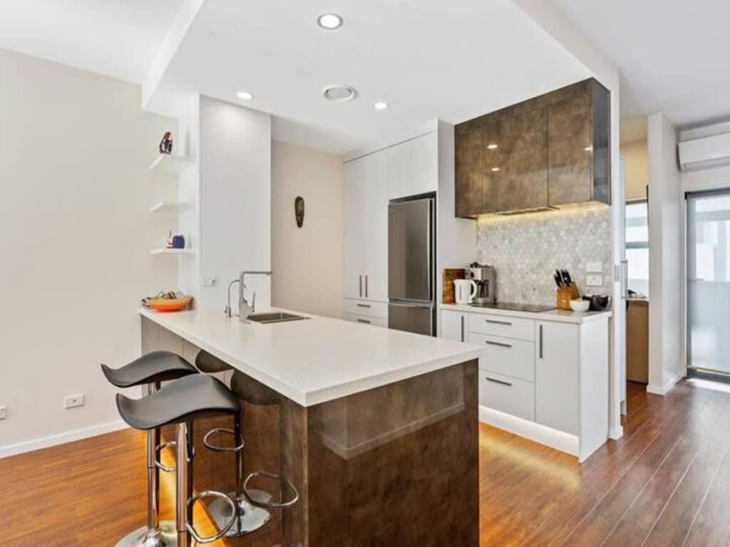 Sleek Modern Pad Next To Spark Arena Free Parking Auckland Bagian luar foto
